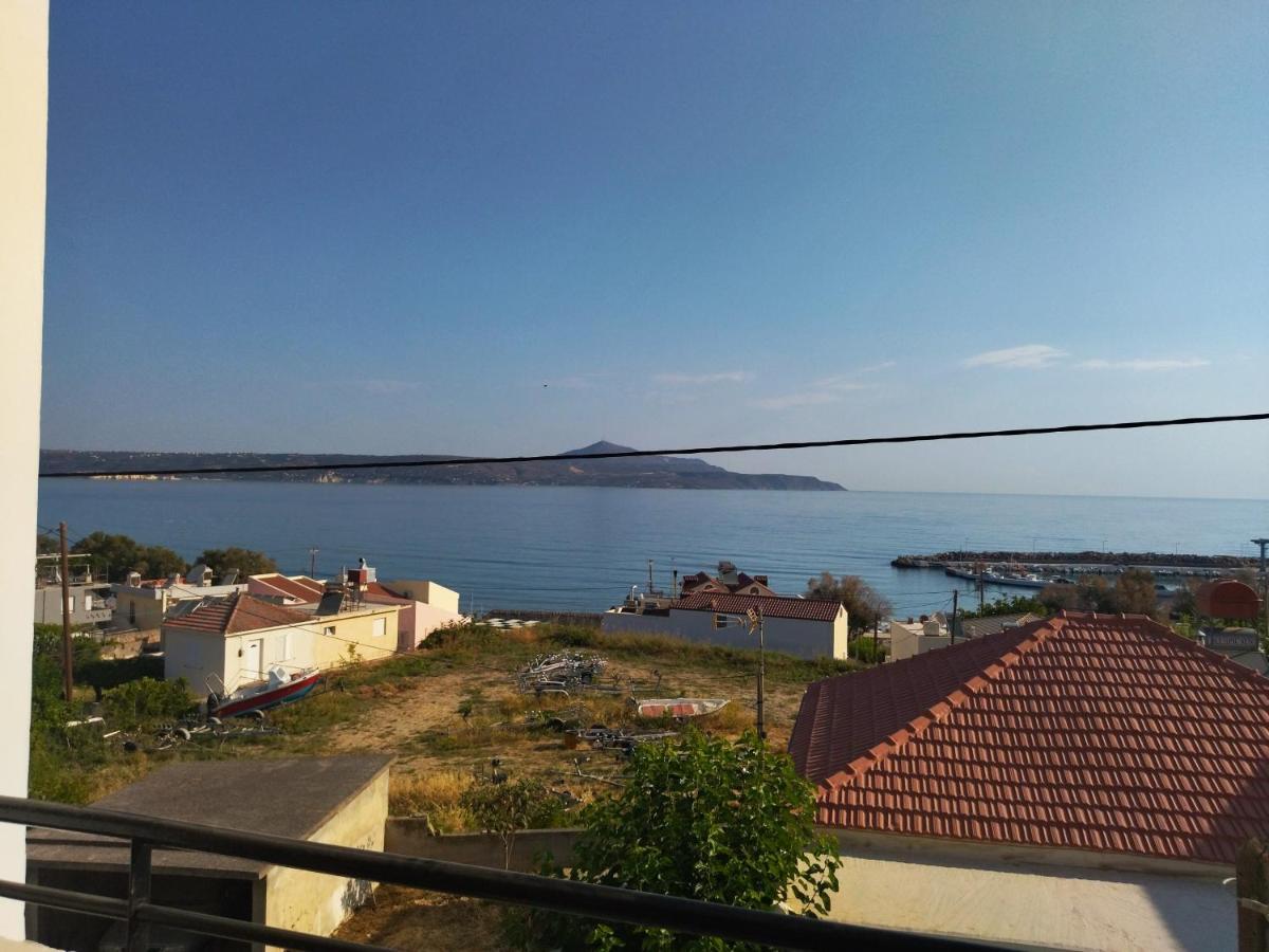 Ostria Apartments Kalives Каливес Екстериор снимка